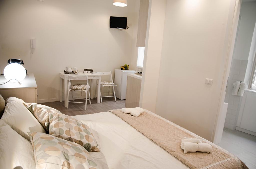 Madonna Dei Monti Apartment Rome Bagian luar foto